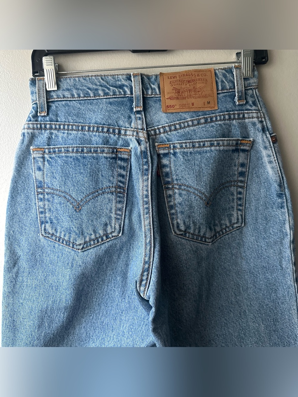 Levi's 550 Relaxed Fit women's Jeans — Light Blue
